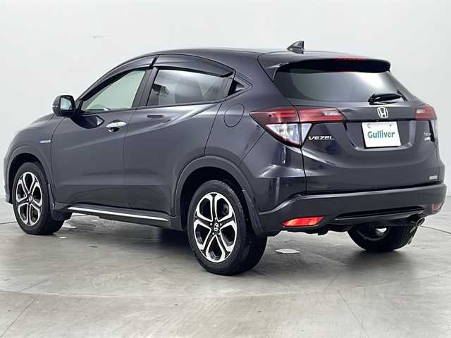 ホンダ ヴェゼル ハイブリッド Z ホンダセンシング 道央・札幌 2017(平29)年 5.8万km ルーセブラックM ・4WD/・寒冷地仕様/・純正ナビ&CD&DVD&SD&BT&フルセグ&USB/・バックカメラ/・ホンダセンシング/・レーダークルーズコントロール/・純正エンジンスターター/・コンフォートビューパッケージ/・ビルトインETC/・純正ドライブレコーダー/・前席シートヒーター/・ドアミラーヒーター/・LEDヘッドライト/・LEDフォグランプ/・スマートキー