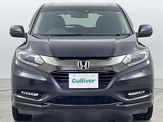 ホンダ ヴェゼル ハイブリッド Z ホンダセンシング 道央・札幌 2017(平29)年 5.8万km ルーセブラックM ・4WD/・寒冷地仕様/・純正ナビ&CD&DVD&SD&BT&フルセグ&USB/・バックカメラ/・ホンダセンシング/・レーダークルーズコントロール/・純正エンジンスターター/・コンフォートビューパッケージ/・ビルトインETC/・純正ドライブレコーダー/・前席シートヒーター/・ドアミラーヒーター/・LEDヘッドライト/・LEDフォグランプ/・スマートキー