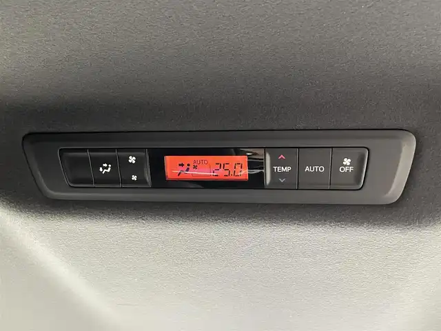 トヨタ エスクァイア Gi プレミアムパッケージ ブラックテーラード 大阪府 2019(令1)年 1.2万km ブラック モデリスタエアロ 純正10incナビTV バックカメラ ハーフレザー シートヒーター クルーズコントロール 衝突軽減ブレーキ レーンアシスト オートハイビーム 両側パワースライドドア ドライブレコーダー ワンオーナー