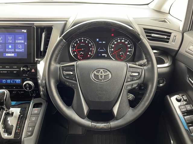 トヨタ アルファード S Cパッケージ 千葉県 2023(令5)年 0.9万km ホワイトパールクリスタルシャイン 純正ナビ/ガラスルーフ/バックカメラ/レーダークルーズコントロール/プリクラッシュセーフティ/レーンキープアシスト/両側パワースライドドア/ブラインドスポットモニター/電動パーキングブレーキ/パワーリアゲート/デジタルインナーミラー/オートホールド/シートメモリー/シートヒーター＆シートベンチレーション/ステアリングヒーター