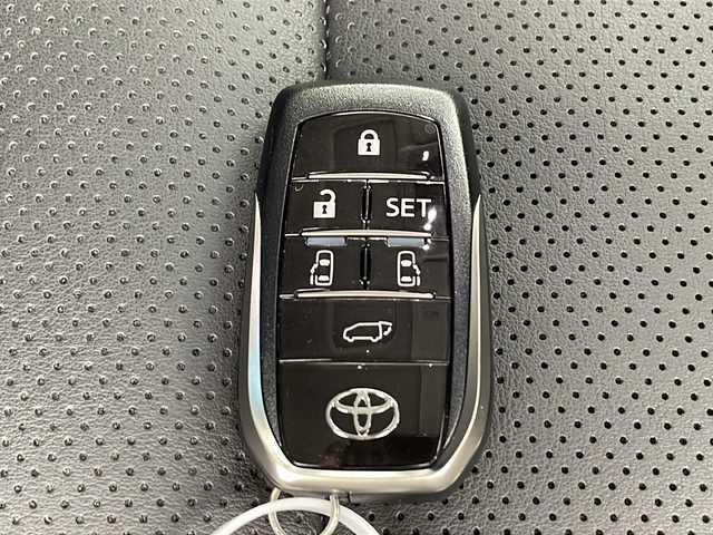 トヨタ アルファード S Cパッケージ 千葉県 2023(令5)年 0.9万km ホワイトパールクリスタルシャイン 純正ナビ/ガラスルーフ/バックカメラ/レーダークルーズコントロール/プリクラッシュセーフティ/レーンキープアシスト/両側パワースライドドア/ブラインドスポットモニター/電動パーキングブレーキ/パワーリアゲート/デジタルインナーミラー/オートホールド/シートメモリー/シートヒーター＆シートベンチレーション/ステアリングヒーター