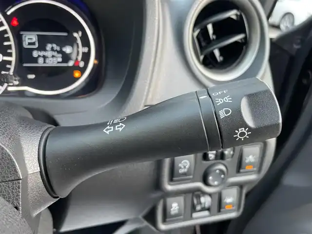 日産 ノート X DIG－S エマージェンシーB 石川県 2014(平26)年 6.5万km オーロラモーヴ エマージェンシーブレーキ/純正メモリーナビ/フルセグTV/アラウンドビューモニター/ETC/インテリキー/プッシュスタート/オートエアコン/保証書