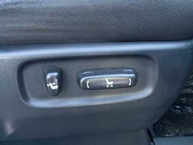 トヨタ ヴェルファイア ハイブリット ZR 岩手県 2013(平25)年 8.3万km ホワイトパールクリスタルシャイン 寒冷地仕様　サンルーフ　セーフティセンス　純正ナビ　純正フリップダウンモニター　全周囲Ｃ　フルセグ　両側電動スライド　メモリ付電動シート　電動リアゲート　ビルドインＥＴＣ　ＡＣ１００Ｖコンセント