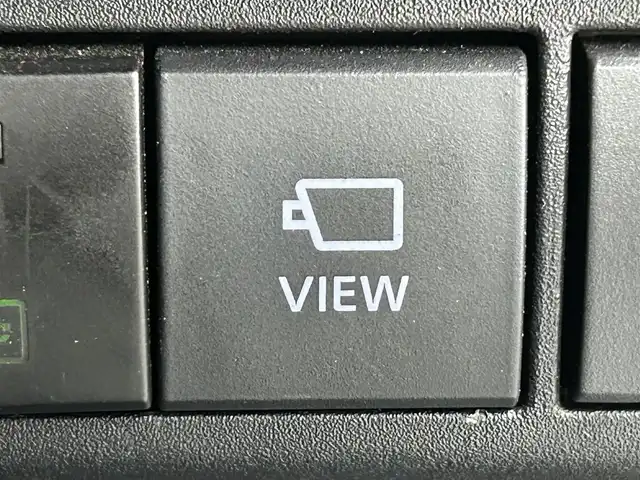 トヨタ ヤリスクロス ハイブリッド Z 道央・札幌 2021(令3)年 6.1万km ホワイトパールクリスタルシャイン ・４WD/・トヨタセーフティセンス/・プリクラッシュセーフティ/・レーンキープアシスト/・レーダークルーズコントロール/・オートハイビーム/・ブラインドスポットモニター/・リアクロストラフィックモニター/・ロードサインアシスト/・純正ディスプレイオーディオ/・ナビ/フルセグ/BT/USB/・アラウンドビューモニター/・ビルトインETC/・オートブレーキホールド/・ダウンヒルアシスト/・シートヒーター/・ドアロック連動ミラー/・プッシュスタート/・スマートキー/・横滑り防止装置