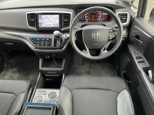 ホンダ オデッセイ アブソルート 福島県 2015(平27)年 8.7万km ホワイトオーキッドパール ４ＷＤ/純正ナビ/フルセグＴＶ/ＣＤ/ＤＶＤ/ＦＭ・ＡＭ/Ｂｌｕｅｔｏｏｔｈ/バックカメラ/片側パワスラ/レーンアシスト/衝突軽減ブレーキ/クルーズコントロール/社外センターコンソール/ＥＴＣ/純正フロアマット/ハーフレザーシート