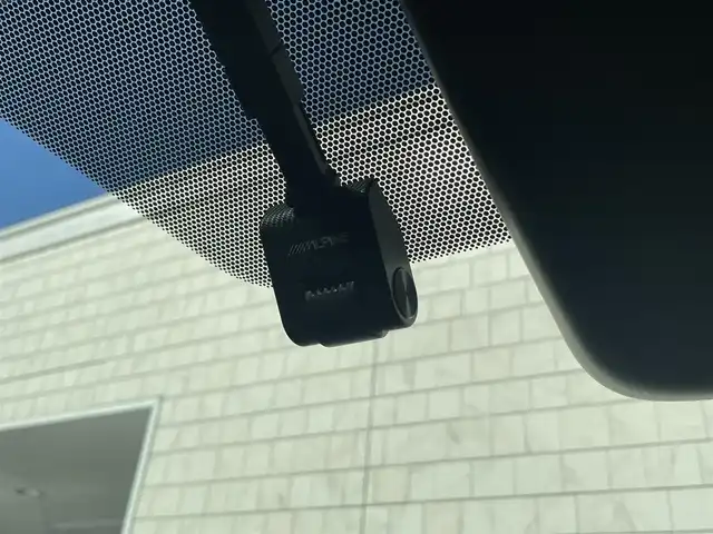 トヨタ アルファードハイブリット Z 福岡県 2024(令6)年 0.4万km ブラック 純正14型ディスプレイオーディオナビ(フルセグTV/BT)トヨタセーフティオールアラウンドビューブラインドスポット後席フリップダウンモニターWムーンルーフ両側パワスラクルコンデジタルインナーミラードラレコETC2.0シートヒーターエアシートハンドルヒーターUSBHDMI三眼LED純正アルミホイール純正フロアマットスマートキープッシュスタートスペアキー