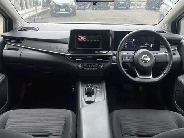 日産 ノート S FOUR 福島県 2021(令3)年 6.8万km ブリリアントシルバー 4WD 衝突軽減ブレーキ バック全方位カメラ（バックミラー型）オーディオ 前席シートヒーターETC コーナーセンサー レーンキープアシスト オートマチックハイビーム横滑り防止機能 スマートキー スペアキー