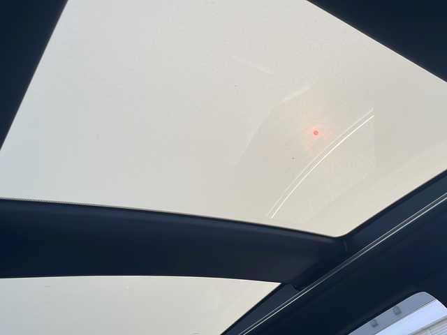 トヨタ ハリアー Z レザーパッケージ 福岡県 2023(令5)年 1.9万km ブラック ワンオーナー/純正ナビ/（パノラミックビューモニター・Bluetooth・フルセグTV）/ブラインドスポットモニター/パノラマルーフ/JBLサウンド/デジタルインナーミラー/ドライブレコーダー/エアシート・シートヒーター（運転席・助手席）/Cタイプ入力端子/クリアランスソナー/コーナーセンサー/レーダークルーズコントロール/レーンキープアシスト/メモリー付きパワーシート運転席/助手席パワーシート/レーンキープアシスト/保証書/取扱説明書