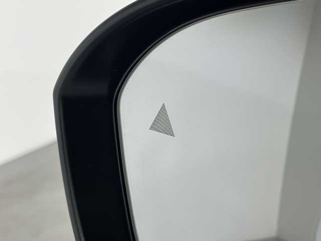 日産 セレナ e－パワー ハイウェイスター V 神奈川県 2023(令5)年 0.7万km 白Ⅱ プロパイロット/純正12.3型ディスプレイオーディオ/・BT/フルセグTV/USB/HDMI/AppleCarPlay/AndroidAuto/アラウンドビューモニター/インテリジェントルームミラー/前後ドライブレコーダー/ビルトインETC2.0/ハンドル支援/置くだけ充電/両側電動スライドドア/ハンズフリー/電動サイドブレーキ/オートブレーキホールド/革巻きステアリング/ステアリングスイッチ/Autoライト/ステアリングヒーター/純正エアロ(F)/撥水シート/シートヒーター(D/N)/LEDヘッドライト/フォグランプ/電動格納ミラー/ウィンカーミラー/純正フロアマット/純正16インチアルミホイール