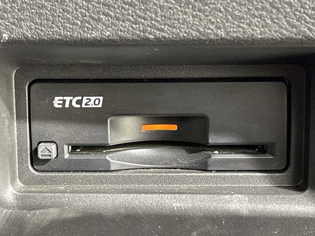 日産 セレナ e－パワー ハイウェイスター V 神奈川県 2023(令5)年 0.7万km 白Ⅱ プロパイロット/純正12.3型ディスプレイオーディオ/・BT/フルセグTV/USB/HDMI/AppleCarPlay/AndroidAuto/アラウンドビューモニター/インテリジェントルームミラー/前後ドライブレコーダー/ビルトインETC2.0/ハンドル支援/置くだけ充電/両側電動スライドドア/ハンズフリー/電動サイドブレーキ/オートブレーキホールド/革巻きステアリング/ステアリングスイッチ/Autoライト/ステアリングヒーター/純正エアロ(F)/撥水シート/シートヒーター(D/N)/LEDヘッドライト/フォグランプ/電動格納ミラー/ウィンカーミラー/純正フロアマット/純正16インチアルミホイール