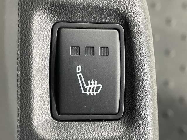 日産 セレナ e－パワー ハイウェイスター V 神奈川県 2023(令5)年 0.7万km 白Ⅱ プロパイロット/純正12.3型ディスプレイオーディオ/・BT/フルセグTV/USB/HDMI/AppleCarPlay/AndroidAuto/アラウンドビューモニター/インテリジェントルームミラー/前後ドライブレコーダー/ビルトインETC2.0/ハンドル支援/置くだけ充電/両側電動スライドドア/ハンズフリー/電動サイドブレーキ/オートブレーキホールド/革巻きステアリング/ステアリングスイッチ/Autoライト/ステアリングヒーター/純正エアロ(F)/撥水シート/シートヒーター(D/N)/LEDヘッドライト/フォグランプ/電動格納ミラー/ウィンカーミラー/純正フロアマット/純正16インチアルミホイール