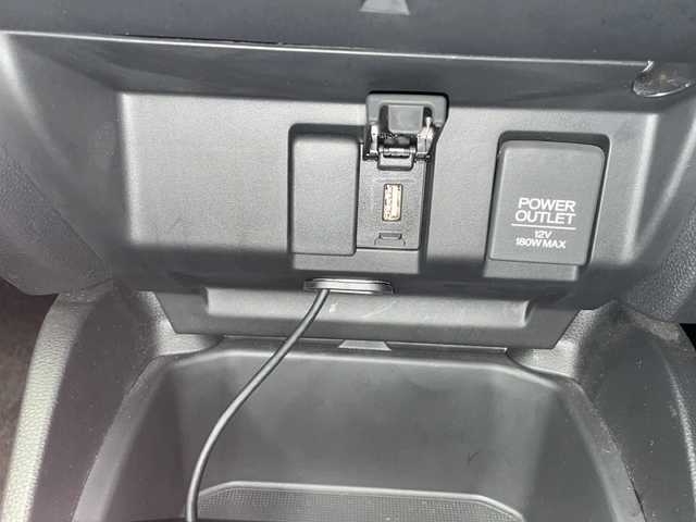 ホンダ フィット 13G L ホンダセンシング 道央・札幌 2019(令1)年 1.9万km ルージュアメジストM ・4WD/・純正ナビ/フルセグTV/DVD/CD/SD/BT/・バックカメラ/・ドライブレコーダー/・ホンダセンシング/・CMBS/・アダプティブクルーズコントロール/・先行車発進お知らせ/・路外逸脱抑制システム/・レーンキープアシスト/・標識認識機能/・アイドリングストップ/・横滑り防止/・ワイパーデアイサー/・ビルトインETC/・LEDヘッドライト/・LEDフォグ/・プッシュスタート/・スマートキー/・ドアバイザー/・電格ミラー/・ミラーヒーター/・夏タイヤ純正15インチAW積込