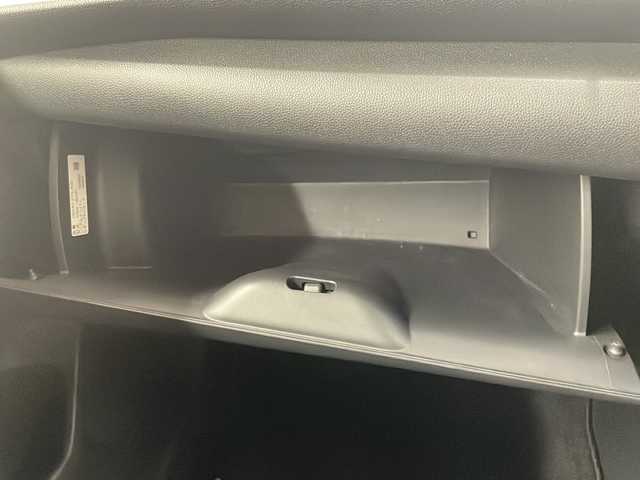 ホンダ フィット 13G L ホンダセンシング 道央・札幌 2019(令1)年 1.9万km ルージュアメジストM ・4WD/・純正ナビ/フルセグTV/DVD/CD/SD/BT/・バックカメラ/・ドライブレコーダー/・ホンダセンシング/・CMBS/・アダプティブクルーズコントロール/・先行車発進お知らせ/・路外逸脱抑制システム/・レーンキープアシスト/・標識認識機能/・アイドリングストップ/・横滑り防止/・ワイパーデアイサー/・ビルトインETC/・LEDヘッドライト/・LEDフォグ/・プッシュスタート/・スマートキー/・ドアバイザー/・電格ミラー/・ミラーヒーター/・夏タイヤ純正15インチAW積込