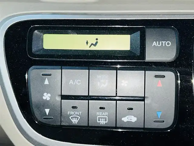 ホンダ Ｎ ＢＯＸ G Lパッケージ 岡山県 2014(平26)年 7.4万km スマートブラック (株)IDOMが運営する【じしゃロン岡山店】の自社ローン対象車両になります。こちらは現金ご利用時の価格です。自社ローンご希望の方は別途その旨お申付け下さい。/＊純正TV/＊純正ナビ　/＊ワンセグテレビ/＊片側パワースライドドア/＊プッシュスタート/＊スマートキー