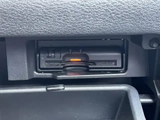 日産 セレナ ハイウェイスター 大阪府 2016(平28)年 9.9万km ダイヤモンドブラック (株)IDOMが運営する【じしゃロン東大阪店】の自社ローン対象車両になります。こちらは現金ご利用時の価格です。/自社ローンご希望の方は別途その旨お申付け下さい。/ワンオーナー/衝突被害軽減ブレーキ/純正ナビ【MM516D-L】/フルセグTV、Bluetooth、USB、CD、/     DVD、Blu-ray Disc、SDREC/バックカメラ/LEDヘッドライト/フォグ/オートライト/純正ビルトインETC/両側ワンタッチパワースライドドア/クルーズコントロール/ドライブレコーダー/スマートキー＆プッシュスタート/横滑り防止装置/取説（車両・ナビ）＆保証書