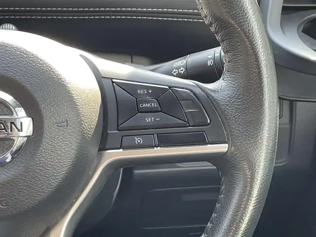 日産 セレナ ハイウェイスター 大阪府 2016(平28)年 9.9万km ダイヤモンドブラック (株)IDOMが運営する【じしゃロン東大阪店】の自社ローン対象車両になります。こちらは現金ご利用時の価格です。/自社ローンご希望の方は別途その旨お申付け下さい。/ワンオーナー/衝突被害軽減ブレーキ/純正ナビ【MM516D-L】/フルセグTV、Bluetooth、USB、CD、/     DVD、Blu-ray Disc、SDREC/バックカメラ/LEDヘッドライト/フォグ/オートライト/純正ビルトインETC/両側ワンタッチパワースライドドア/クルーズコントロール/ドライブレコーダー/スマートキー＆プッシュスタート/横滑り防止装置/取説（車両・ナビ）＆保証書