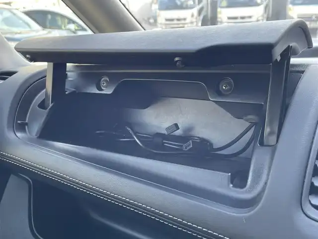 日産 セレナ ハイウェイスター 大阪府 2016(平28)年 9.9万km ダイヤモンドブラック (株)IDOMが運営する【じしゃロン東大阪店】の自社ローン対象車両になります。こちらは現金ご利用時の価格です。/自社ローンご希望の方は別途その旨お申付け下さい。/ワンオーナー/衝突被害軽減ブレーキ/純正ナビ【MM516D-L】/フルセグTV、Bluetooth、USB、CD、/     DVD、Blu-ray Disc、SDREC/バックカメラ/LEDヘッドライト/フォグ/オートライト/純正ビルトインETC/両側ワンタッチパワースライドドア/クルーズコントロール/ドライブレコーダー/スマートキー＆プッシュスタート/横滑り防止装置/取説（車両・ナビ）＆保証書