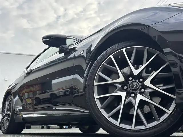 レクサス ＲＣ 300h Fスポーツ 熊本県 2015(平27)年 5.9万km スターライトブラックガラスフレーク 純正メーカーナビ/【フルセグTV/Bluetooth再生/CD/DVD】/バックカメラ/クルーズコントロール/パドルシフト/LEDオートライト/フォグライト/黒レザーシート/シートヒーター/エアーシート/ステアリングヒーター/純正ドライブレコーダー/ETC/プッシュスタート/スマートキー/スペアキー/カードキー/保証書/取扱説明書