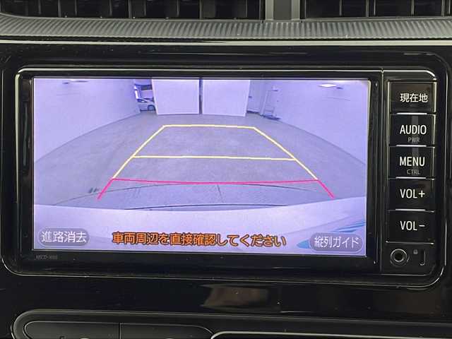 トヨタ アクア S 新潟県 2018(平30)年 6.5万km ホワイトパールクリスタルシャイン 純正ナビ/　　ワンセグ/CD/SD/AUX/BT/バックカメラ/オートライト/ステアリングスイッチ/オートエアコン/ウィンカーミラー/電格ミラー/スマートキー/ビルトインETC