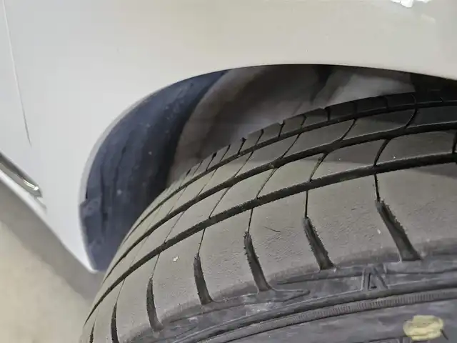 ホンダ Ｎ ＯＮＥ プレミアム ツアラー 鹿児島県 2018(平30)年 7.2万km パールⅡ 純正ナビ(CD/AM/FM)/バックカメラ/ビルトインETC/クルーズコントロール/シティブレーキアクティブシステム/ビークルスタビリティアシスト/ターボ/HIDヘッドランプ/オートライト/オートエアコン/本革巻きステアリング/ステアリングスイッチ/パドルシフト/ハーフレザーシート/RH16インチアルミホイール/スマートキーシステム/禁煙車