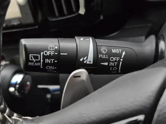 ホンダ Ｎ ＯＮＥ プレミアム ツアラー 鹿児島県 2018(平30)年 7.2万km パールⅡ 純正ナビ(CD/AM/FM)/バックカメラ/ビルトインETC/クルーズコントロール/シティブレーキアクティブシステム/ビークルスタビリティアシスト/ターボ/HIDヘッドランプ/オートライト/オートエアコン/本革巻きステアリング/ステアリングスイッチ/パドルシフト/ハーフレザーシート/RH16インチアルミホイール/スマートキーシステム/禁煙車