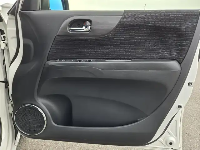 ホンダ Ｎ ＯＮＥ プレミアム ツアラー 鹿児島県 2018(平30)年 7.2万km パールⅡ 純正ナビ(CD/AM/FM)/バックカメラ/ビルトインETC/クルーズコントロール/シティブレーキアクティブシステム/ビークルスタビリティアシスト/ターボ/HIDヘッドランプ/オートライト/オートエアコン/本革巻きステアリング/ステアリングスイッチ/パドルシフト/ハーフレザーシート/RH16インチアルミホイール/スマートキーシステム/禁煙車