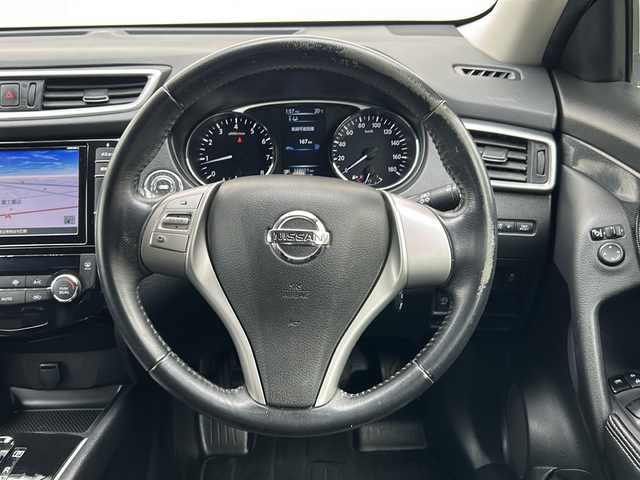 日産 エクストレイル 20X エマージェンシーブレーキ 埼玉県 2016(平28)年 13.8万km ダイヤモンドブラック (株)IDOMが運営する【じしゃロン熊谷店】の自社ローン専用車両になりますこちらは現金またはオートローンご利用時の価格です。自社ローンご希望の方は別途その旨お申付け下さい/純正SDナビ　MM516D－L/　CD/DVD/DTV/Bluetooth/USB/AUX/　AppleCarplay/AndroidAuto/バックカメラ/エマージェンシーブレーキ/ヒルディセントコントロール/車線逸脱警報/前席シートヒーター/黒レザーシート/アイドリングストップ/４WD/ビルトインETC/純正フロアマット/スマートキー/プッシュスタート