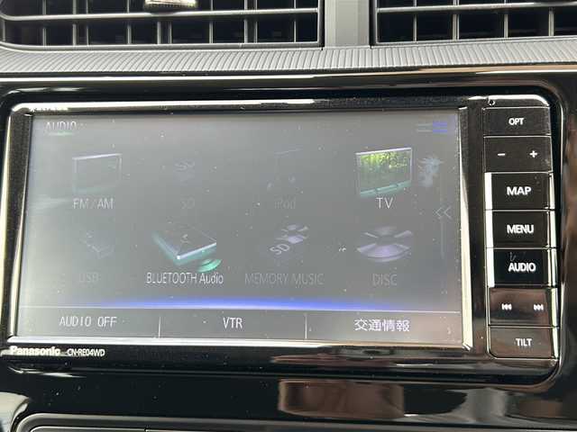トヨタ アクア S スタイルブラック 静岡県 2017(平29)年 6.3万km ダークブルーマイカ 【主要装備】/社外ナビ　/スマートキー　/プッシュスタート　/ＥＴＣ　/オートライト　/ステアリングスイッチ　/オートハイビーム　/横滑り防止機能　/オートエアコン　/先行車発進お知らせ