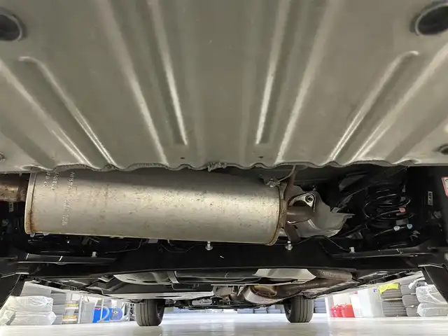 日産 セレナ e－パワー ハイウェイスター V 滋賀県 2023(令5)年 1.5万km ダイヤモンドブラック 純正12.3型ナビ/（BT/HDMI/AppleCarPlay/AndroidAuto/フルセグ）/両側電動スライドドア/全方位カメラ/前後ドライブレコーダー/ビルトインETC2.0/プロパイロット/レーダークルーズコントロール/衝突被害軽減ブレーキ/レーンキープアシスト/オートハイビーム/ワイヤレス充電/オートライト/電動パーキング/オートホールド/ステアリングスイッチ