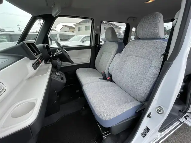 ダイハツ ムーヴ キャンバス ストライプス X 愛知県 2023(令5)年 1.2万km シャイニングホワイトパール/レーザーブルークリスタルシャイン プッシュスタート/パワースライドドア（両側）/スマートアシスト/アイドリングストップ/オートマチックハイビーム/オートライト/オートエアコン/キーフリーシステム/スマートキー/スペアキー/ドアバイザー/フロアマット