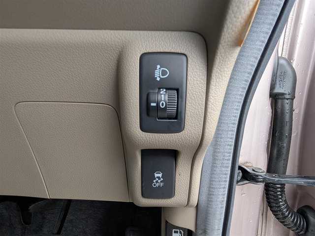 ホンダ Ｎ ＢＯＸ G 福井県 2012(平24)年 7.3万km チェリーシェルピンクメタリック ４WD/横滑り防止装置/盗難防止装置/クラリオン６．２インチメモリナビ/ワンセグテレビ/ヒルスタートアシスト/チップアップシート/ダブルエアバッグ/純正フロアマット/スマートキー/保証書・取説