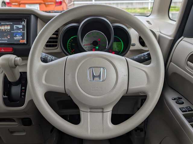 ホンダ Ｎ ＢＯＸ G 福井県 2012(平24)年 7.3万km チェリーシェルピンクメタリック ４WD/横滑り防止装置/盗難防止装置/クラリオン６．２インチメモリナビ/ワンセグテレビ/ヒルスタートアシスト/チップアップシート/ダブルエアバッグ/純正フロアマット/スマートキー/保証書・取説