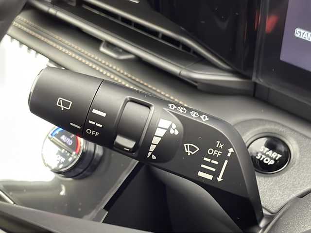 日産 セレナ e－パワー ハイウェイスター V 愛知県 2025(令7)年 0.1千km プリズムホワイト 純正12.3インチワイドディスプレイ/Bluetooth/フルセグTV/登録済未使用車/全周囲カメラ/両側パワースライドドア/衝突被害軽減ブレーキ/コーナーセンサー/レーンアシスト/レーダークルーズコントロール/ワイヤレス充電器/ETC2.0/前後ドライブレコーダー/純正16インチアルミホイール/LEDオートライト/電動格納ミラー