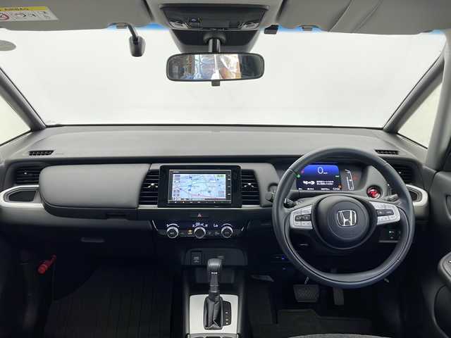ホンダ フィット e:HEVホーム 長野県 2020(令2)年 0.7万km ライトブルー 4WD/純正SDナビ&CD&USB&BT/ホンダセンシング/アダプティブクルーズコントロール/路外逸脱警報/車線逸脱警報/衝突軽減ブレーキ/踏み間違い防止/標識認識機能/先行車発進告知/純正前後ドライブレコーダー/ハーフレザーシート/ステアリングスイッチ/バックカメラ/ビルトインETC/LEDヘッドライト/オートライト/電動格納ミラー/ウィンカーミラー/電動ホールド/ブレーキホールド/純正ホイールキャップ装着/純正フロアマット/プッシュスタート/スマートキー