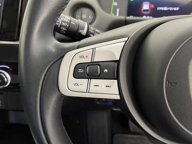 ホンダ フィット e:HEVホーム 長野県 2020(令2)年 0.7万km ライトブルー 4WD/純正SDナビ&CD&USB&BT/ホンダセンシング/アダプティブクルーズコントロール/路外逸脱警報/車線逸脱警報/衝突軽減ブレーキ/踏み間違い防止/標識認識機能/先行車発進告知/純正前後ドライブレコーダー/ハーフレザーシート/ステアリングスイッチ/バックカメラ/ビルトインETC/LEDヘッドライト/オートライト/電動格納ミラー/ウィンカーミラー/電動ホールド/ブレーキホールド/純正ホイールキャップ装着/純正フロアマット/プッシュスタート/スマートキー