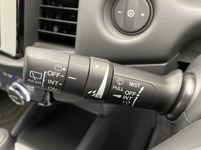 ホンダ フィット e:HEVホーム 長野県 2020(令2)年 0.7万km ライトブルー 4WD/純正SDナビ&CD&USB&BT/ホンダセンシング/アダプティブクルーズコントロール/路外逸脱警報/車線逸脱警報/衝突軽減ブレーキ/踏み間違い防止/標識認識機能/先行車発進告知/純正前後ドライブレコーダー/ハーフレザーシート/ステアリングスイッチ/バックカメラ/ビルトインETC/LEDヘッドライト/オートライト/電動格納ミラー/ウィンカーミラー/電動ホールド/ブレーキホールド/純正ホイールキャップ装着/純正フロアマット/プッシュスタート/スマートキー