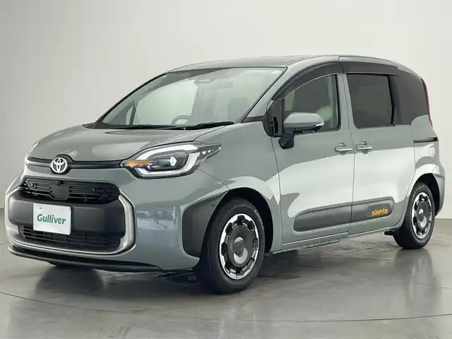 トヨタ シエンタ ハイブリッド Z 愛知県 2023(令5)年 2.4万km アーバンカーキ 純正１０．５型ナビ　全方位カメラ　禁煙車　アドバンストパーク　ＢＳＭ　シートヒーター　内蔵型ドラレコ　ハンドルヒーター　パーキングアシスト　フルセグＴＶ　衝突軽減装置　追従クルコン　コーナーセンサー