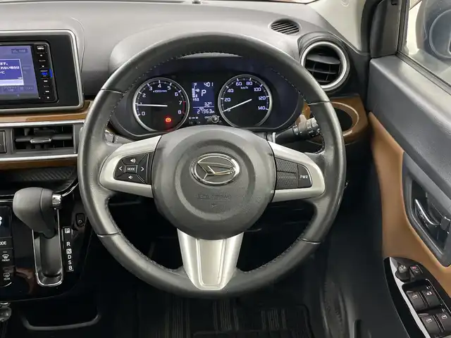 ダイハツ キャスト スタイル GプライムコレSAⅢ 愛知県 2018(平30)年 2.8万km ファイアークォーツレッドM 純正7インチナビ/（CD/DVD/Bluetooth/フルセグTV/AM/FM/SD)/バックカメラ/スマートアシストIII/・衝突軽減ブレーキ/・レーンキープアシスト/・オートマチックハイビーム/・誤発進抑制機能/ドライブレコーダー/ETC/シートヒーター/ベンチシート/スマートキー/プッシュスタート/純正フロアマット/アイドリングストップ/横滑り防止装置