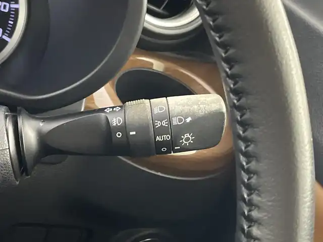 ダイハツ キャスト スタイル GプライムコレSAⅢ 愛知県 2018(平30)年 2.8万km ファイアークォーツレッドM 純正7インチナビ/（CD/DVD/Bluetooth/フルセグTV/AM/FM/SD)/バックカメラ/スマートアシストIII/・衝突軽減ブレーキ/・レーンキープアシスト/・オートマチックハイビーム/・誤発進抑制機能/ドライブレコーダー/ETC/シートヒーター/ベンチシート/スマートキー/プッシュスタート/純正フロアマット/アイドリングストップ/横滑り防止装置