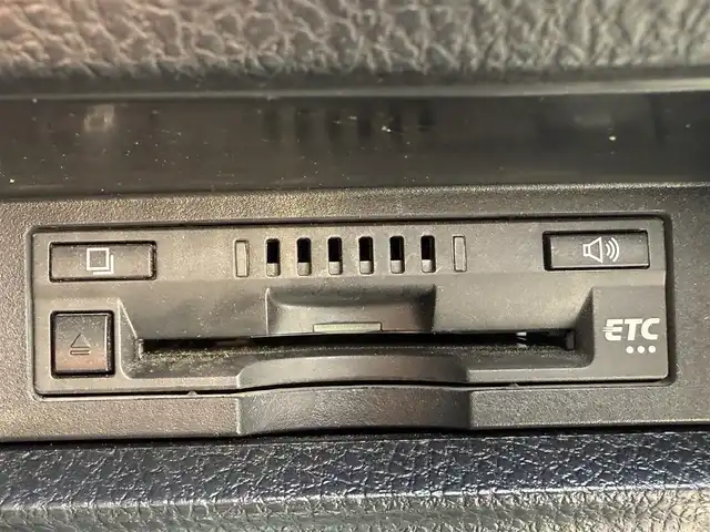 トヨタ ヴォクシー ZS 煌 千葉県 2018(平30)年 4.6万km ブラック 純正SDナビ/(フルセグTV/CD/DVD/Bluetooth)/レーダークルーズコントロール/両側パワースライドドア/ドライブレコーダー　前/バックカメラ/ETC/純正フロアマット/純正アルミホイール/レーンキープアシスト/オートライト/スマートキー/プッシュエンジンスタート