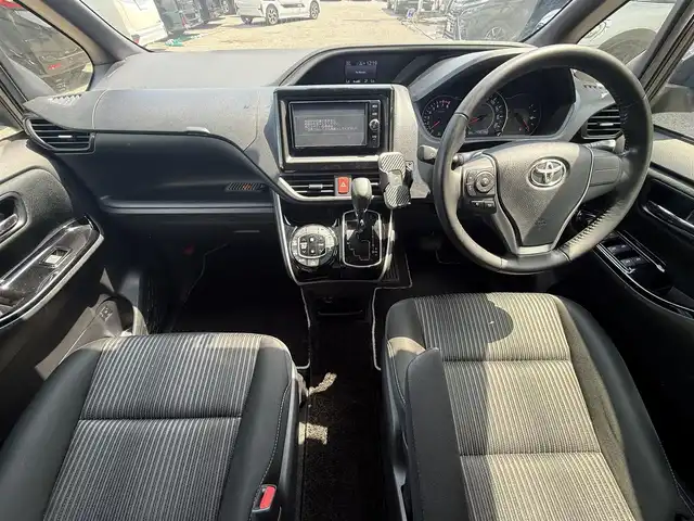 トヨタ ヴォクシー ZS 煌 千葉県 2018(平30)年 4.6万km ブラック 純正SDナビ/(フルセグTV/CD/DVD/Bluetooth)/レーダークルーズコントロール/両側パワースライドドア/ドライブレコーダー　前/バックカメラ/ETC/純正フロアマット/純正アルミホイール/レーンキープアシスト/オートライト/スマートキー/プッシュエンジンスタート