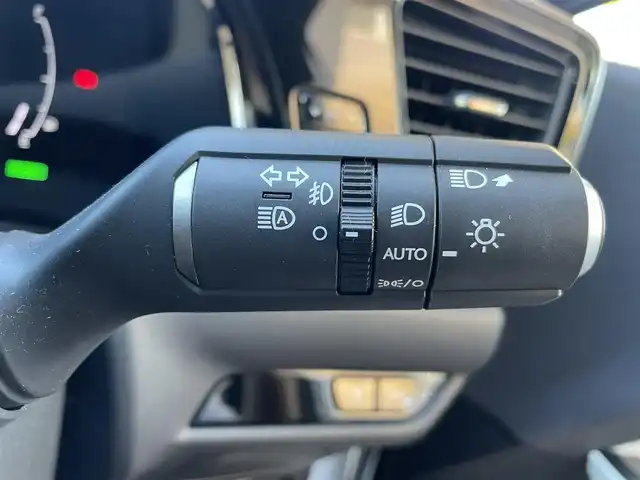 レクサス ＮＸ 350h Fスポーツ 宮城県 2024(令6)年 2万km ホワイトノーヴァガラスフレーク ワンオーナー/パノラマルーフ/白黒レザーシート/エアシート＆シートヒーター/前席パワーシート/純正メモリーナビ/フルセグTV/FM/AM/Bluetooth/USB/パノラミックビューモニター/デジタルインナーミラー/ヘッドアップディスプレイ/BSM/ステアリングヒーター/レーダークルーズコントロール/LEDヘッドライト/前後コーナーセンサー/ルーフレール/パワーバックドア/ETC 2.0/プッシュスタート/スマートキー、スペアキー×２/保証書あり/純正AW付き夏タイヤ（235/50/R20）