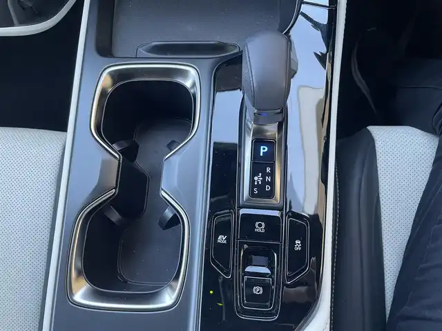 レクサス ＮＸ 350h Fスポーツ 宮城県 2024(令6)年 2万km ホワイトノーヴァガラスフレーク ワンオーナー/パノラマルーフ/白黒レザーシート/エアシート＆シートヒーター/前席パワーシート/純正メモリーナビ/フルセグTV/FM/AM/Bluetooth/USB/パノラミックビューモニター/デジタルインナーミラー/ヘッドアップディスプレイ/BSM/ステアリングヒーター/レーダークルーズコントロール/LEDヘッドライト/前後コーナーセンサー/ルーフレール/パワーバックドア/ETC 2.0/プッシュスタート/スマートキー、スペアキー×２/保証書あり/純正AW付き夏タイヤ（235/50/R20）
