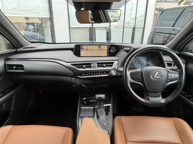 レクサス ＵＸ 200 バージョンC 宮城県 2019(令1)年 8.5万km 青 登録時走行距離85534km/純正ナビ/AM・FM・TV・Bluetooth・CD・USB/クルーズコントロール/ETC/レザーシート/シートヒーター/エアシート/パワーシート/フルフラットシート/バックカメラ/コーナーセンサー/オートマチックハイビーム/純正フロアマット/純正アルミホイール/フォグランプ/ウインカーミラー