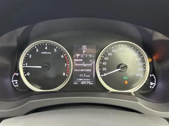 レクサス ＩＳ 200t バージョンL 富山県 2015(平27)年 5万km ソニックチタニウム 純正ナビ（AM/FM/DVD/BT/USB/フルセグ）/バックカメラ/ETC/レザーシート/D/N席パワーシート/D席メモリシート/シートヒーター/シートベンチレーション/衝突被害軽減システム/レーダークルーズコントロール/コーナーセンサー/横滑り防止装置/アイドリングストップ/純正アルミホイール/純正フロアマット/オートLEDライト/フォグライト/ブラインドスポットモニター/革巻きステアリング/ステアリングスイッチ/パドルシフト/スマートキー/スペアキー