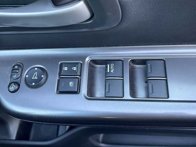 ホンダ フリード＋ ハイブリット G ホンダセンシング 大阪府 2022(令4)年 3.8万km クリスタルブラックパール 純正ナビ/（CD/DVD/Bluetooth）/フルセグTV/バックカメラ/ETC/両側パワースライドドア/純正１５インチAW/ハーフレザーシート/前席シートヒーター/革巻きステアリング/ステアリングリモコン/純正マット/保証書/取扱説明書