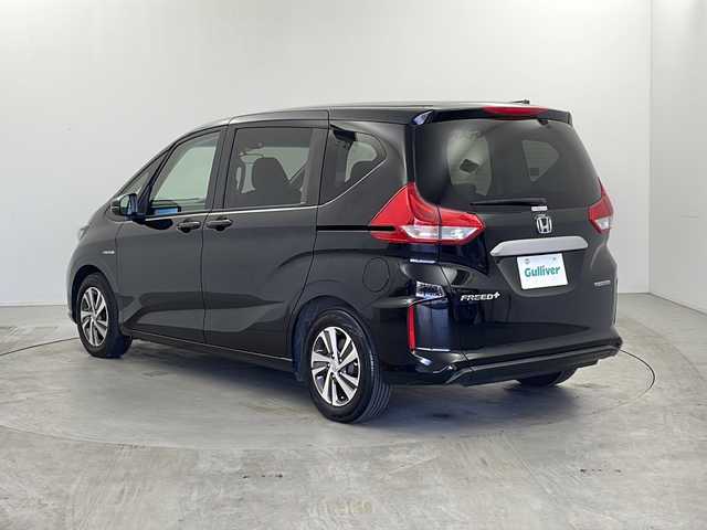 ホンダ フリード＋ ハイブリット G ホンダセンシング 栃木県 2022(令4)年 3.8万km クリスタルブラックパール 純正ナビ/（CD/DVD/Bluetooth/フルセグ）/ホンダセンシング/レーダークルーズコントロール/衝突軽減システム/標識認識機能/車線逸脱抑制機能/先行車発進お知らせ/バックカメラ/ETC/両側パワースライドドア/純正１５インチAW/前席シートヒーター/革巻きステアリング/ステアリングリモコン/純正フロアマット/プッシュスタート/スマートキー