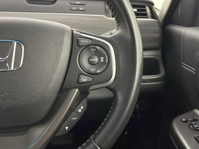 ホンダ フリード＋ ハイブリット G ホンダセンシング 栃木県 2022(令4)年 3.8万km クリスタルブラックパール 純正ナビ/（CD/DVD/Bluetooth/フルセグ）/ホンダセンシング/レーダークルーズコントロール/衝突軽減システム/標識認識機能/車線逸脱抑制機能/先行車発進お知らせ/バックカメラ/ETC/両側パワースライドドア/純正１５インチAW/前席シートヒーター/革巻きステアリング/ステアリングリモコン/純正フロアマット/プッシュスタート/スマートキー