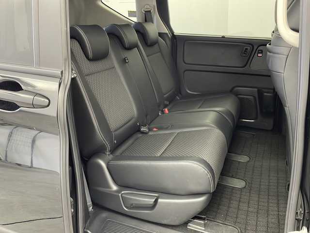 ホンダ フリード＋ ハイブリット G ホンダセンシング 栃木県 2022(令4)年 3.8万km クリスタルブラックパール 純正ナビ/（CD/DVD/Bluetooth/フルセグ）/ホンダセンシング/レーダークルーズコントロール/衝突軽減システム/標識認識機能/車線逸脱抑制機能/先行車発進お知らせ/バックカメラ/ETC/両側パワースライドドア/純正１５インチAW/前席シートヒーター/革巻きステアリング/ステアリングリモコン/純正フロアマット/プッシュスタート/スマートキー