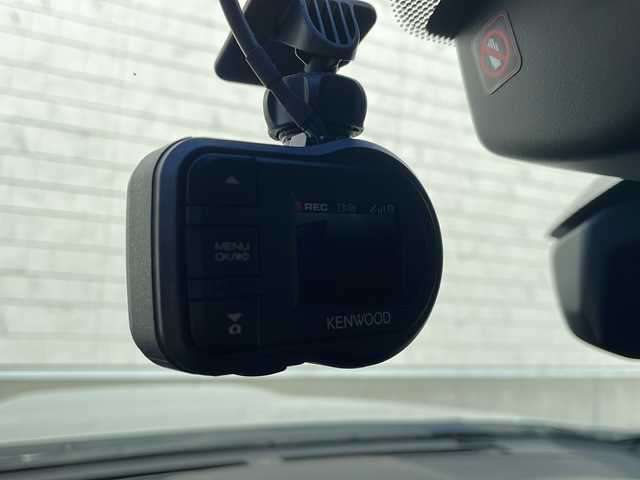 スバル ＷＲＸ Ｓ４ 2．0GT‐S アイサイト 山形県 2016(平28)年 7.7万km クリスタルホワイトP アイサイト/・プリクラッシュブレーキ（自動ブレーキ）/・アクティブレーンキープ/・ツーリングアシスト/・全車速追従機能付クルーズコントロール/・AT誤発進抑制制御/ＳＴｉフロントリップスポイラー/スバルリアビークルディテクション/メーカーオプションナビ/（フルセグDVD/BT/MSV/SD）/バック＆サイドカメラ/合皮シート/メモリ付き前席パワーシート/前席シートヒーター/パドルシフト/ドライブレコーダー/電動パーキングブレーキ/ブレーキホールド/ETC/LEDヘッドライト/フォグランプ/スマートキー/プッシュスタート